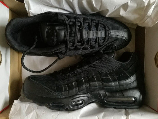 Air Max 95 Negras