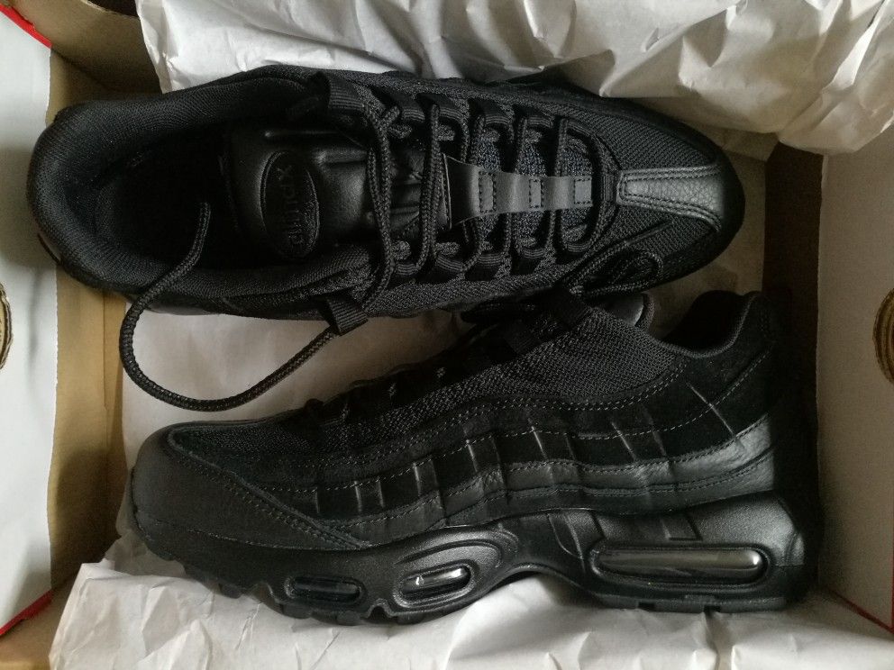 Air Max 95 Negras